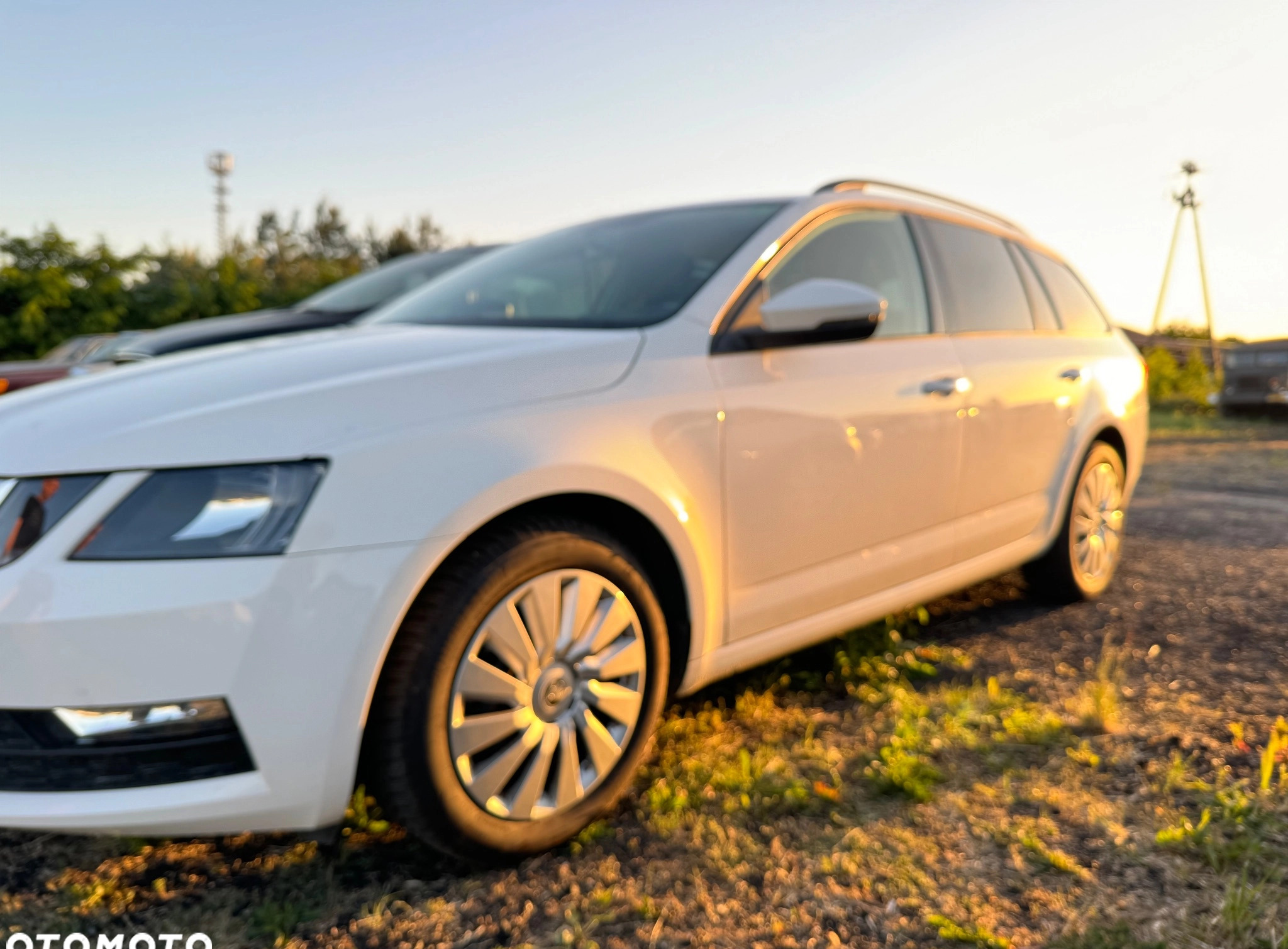 Skoda Octavia cena 37999 przebieg: 170000, rok produkcji 2018 z Lubień Kujawski małe 497